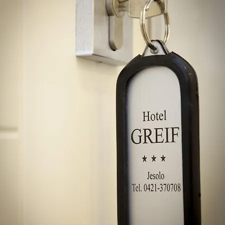 Greif Hotel 3*